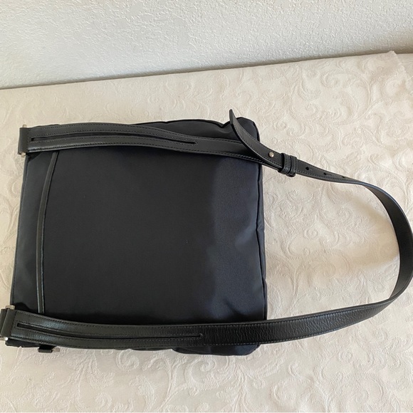 Tumi black nylon crossbody bag - Picture 7 of 12